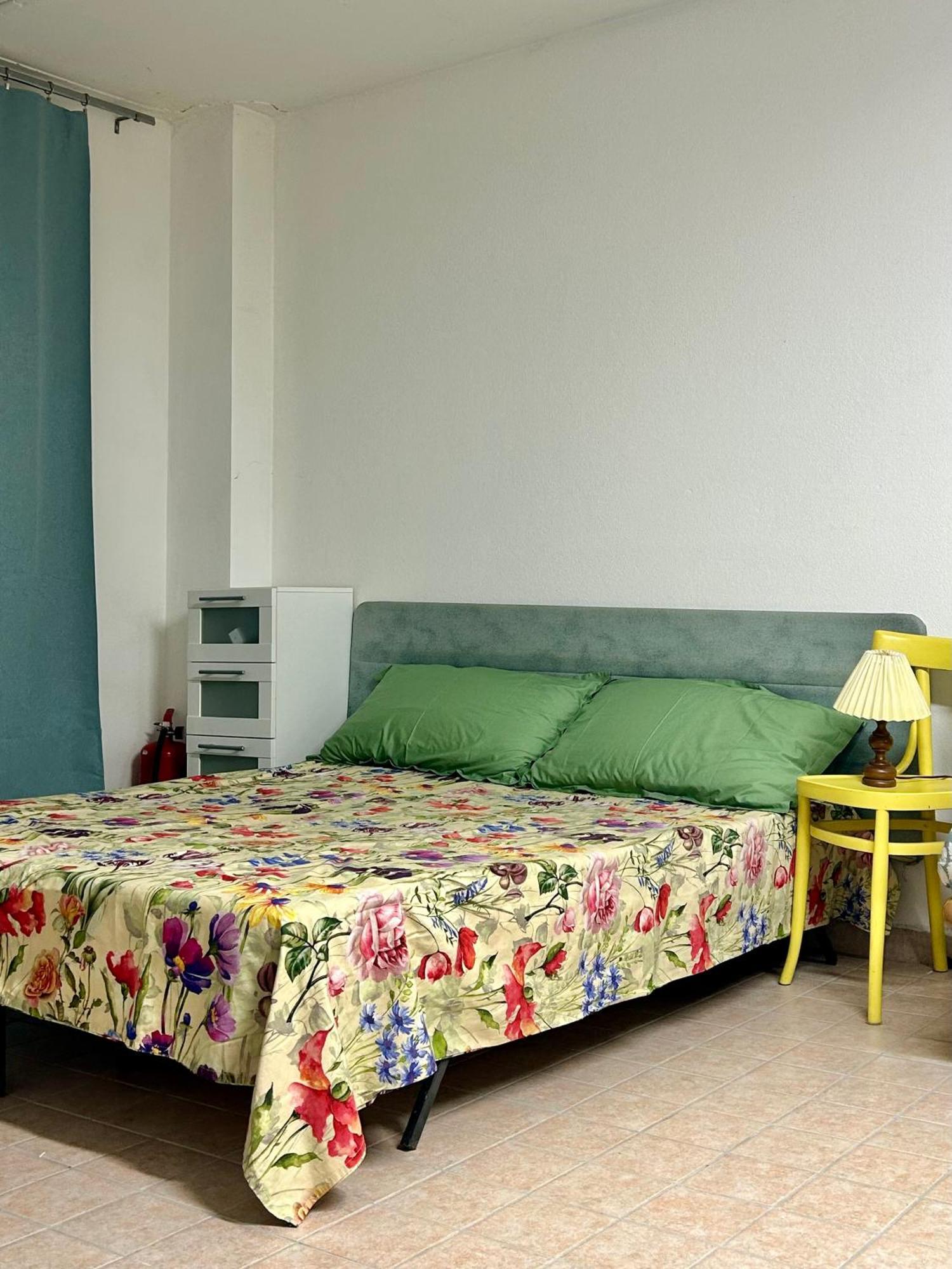 Urban Apartment 65 Alghero Bagian luar foto