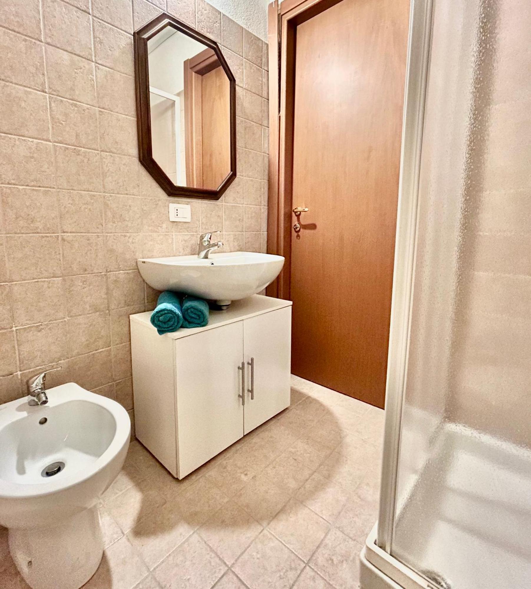 Urban Apartment 65 Alghero Bagian luar foto